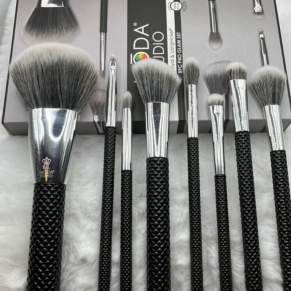 MODA Studio 8 Piece Pro Glam Makeup Brush Set